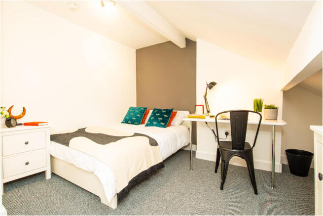1 bed House Share to rent Image 7