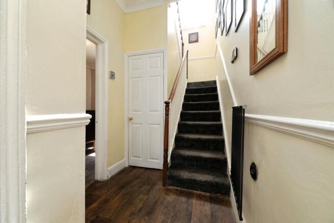 3 bed Terraced for sale Image 8