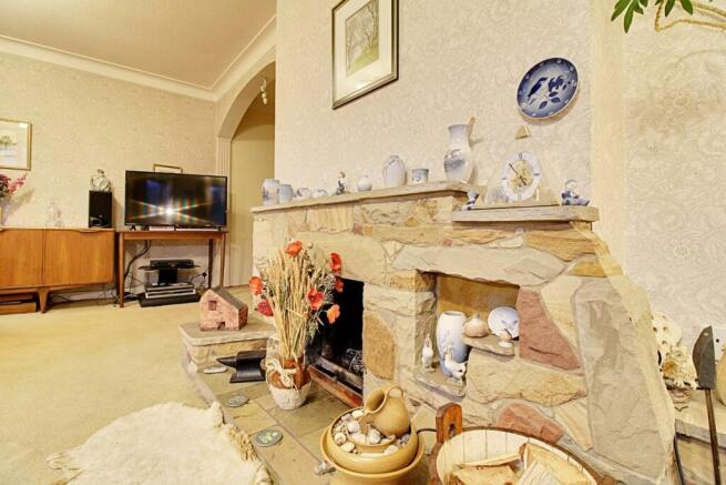 Fireplace (2).jpg