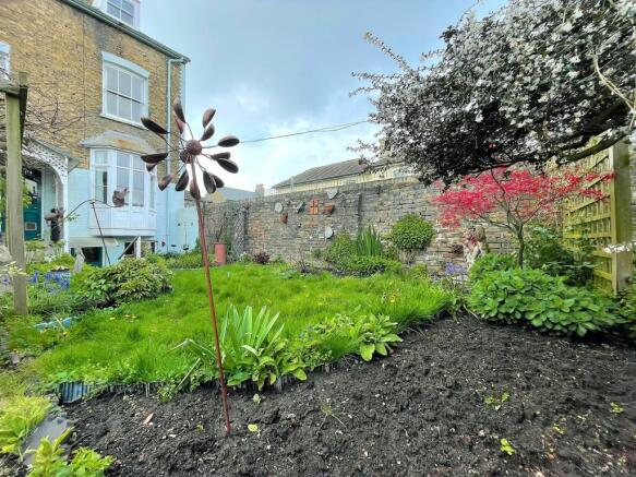 Garden (4)