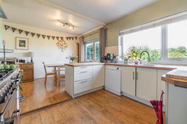 Crossleys, Fleckney, LE8 photo 4