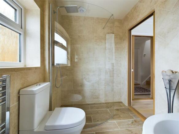 En-Suite Bathroom
