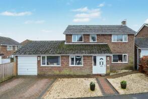 29, Chipperfield Park Road, Banbury OX15 4NX