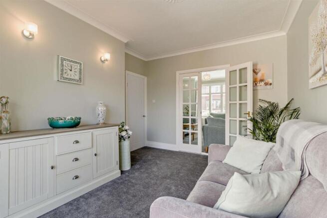 3 bed Semi-Detached for sale Image 7