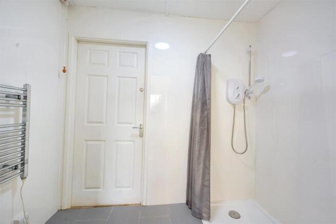 Shower Room.jpeg