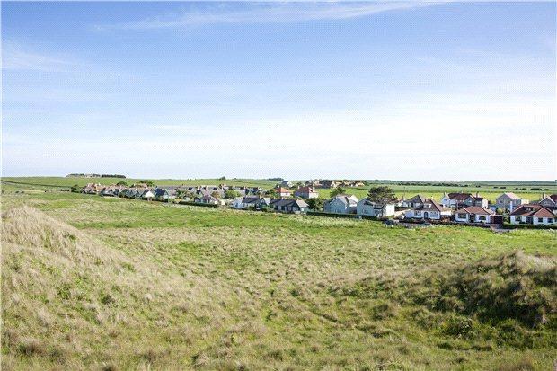 Links Road