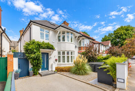 Elm Crescent, London, W5
