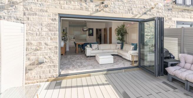 4 bed Town House for sale Image 7