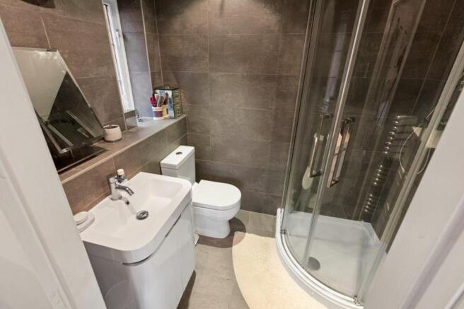 En Suite Shower Room