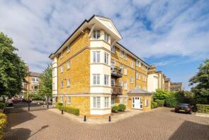 11, Sycamore Mews, London SW4 0SY