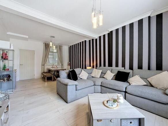 Living/Dining Room