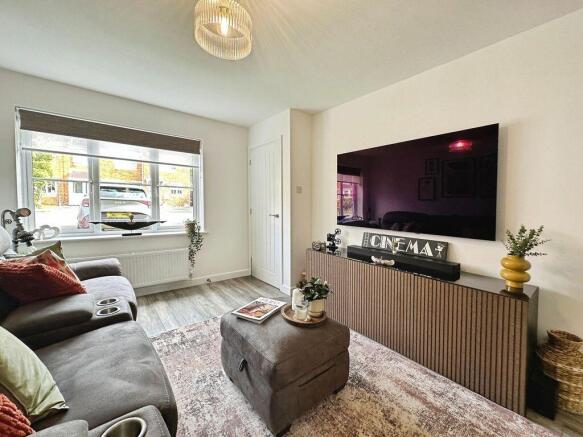 Delamere Drive, Walsall, WS5 4TB photo 4