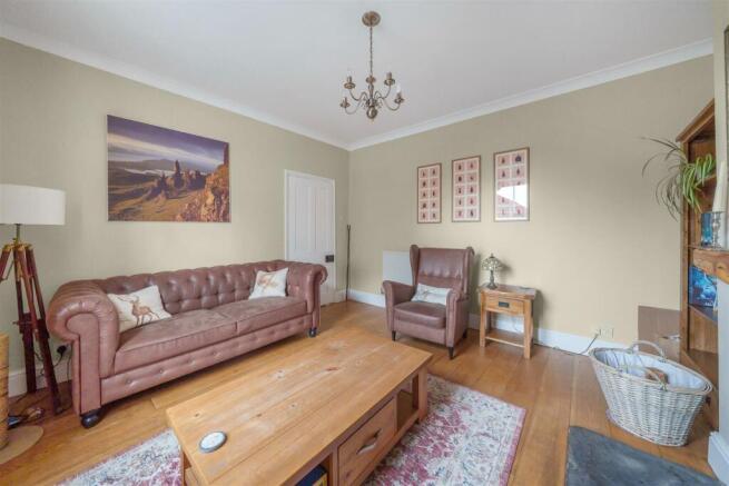 SITTING ROOM