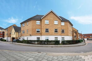 34, Pettacre Close, Thamesmead SE28 0AN