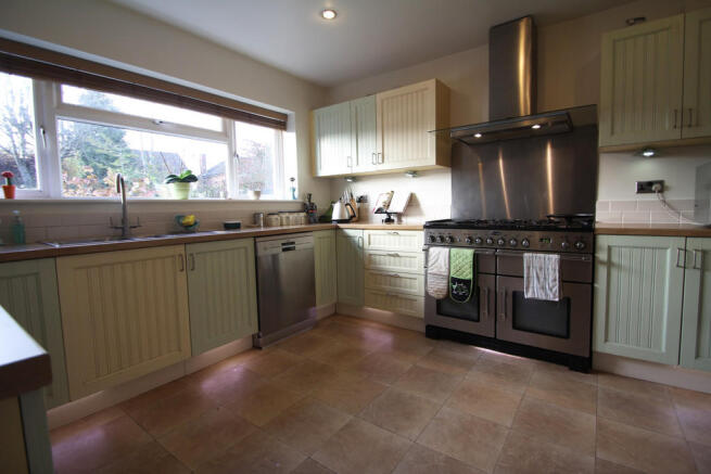 Fitted Kitchen