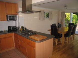 Kitchen/Dining