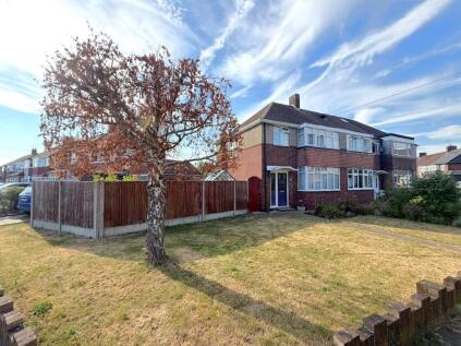 Hogarth Avenue, Ashford, TW15