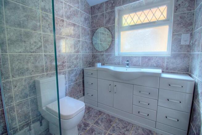 Downstairs Shower...