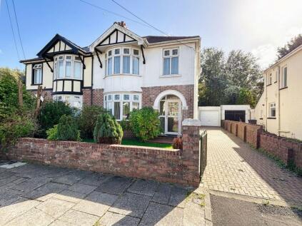 St. Johns Drive, Porthcawl, CF36