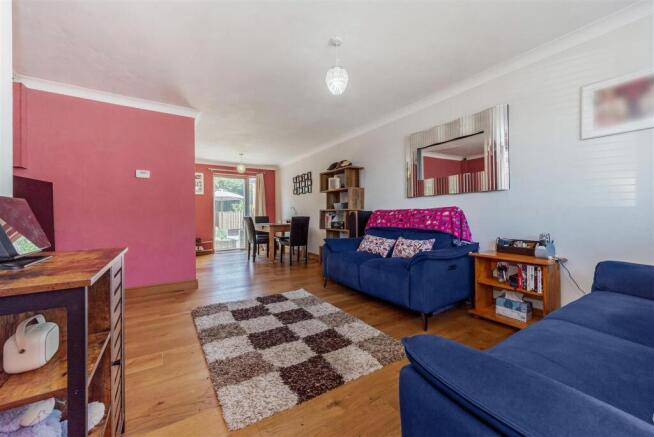 Downview Close, Yapton photo 4