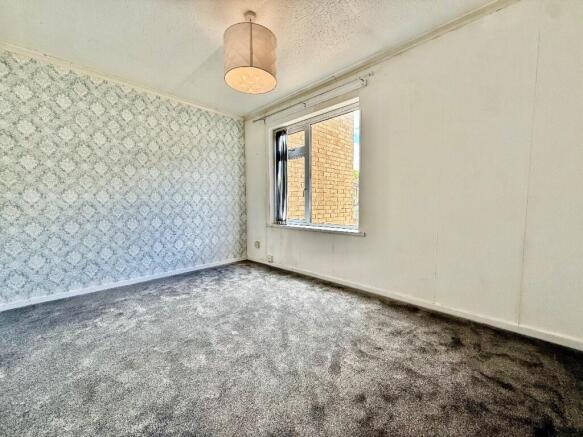3 bed Terraced to rent Image 10