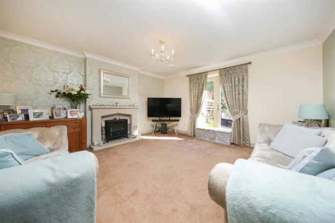 Living Room.jpg