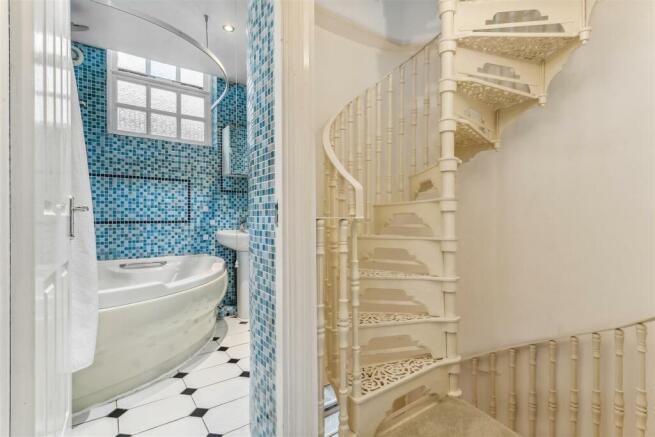 FOR SALE_Chiswick Road, W4