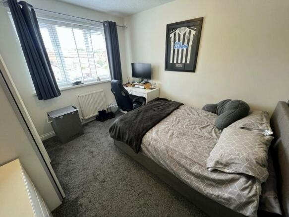 Photo 12