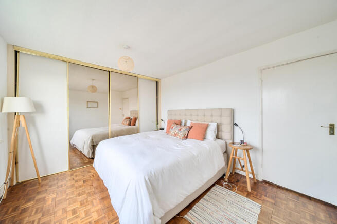 1420244-17-69a6cb...