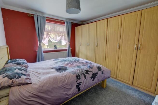 Bed 3.jpg