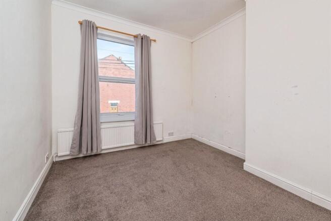 2 bed Detached for sale Image 7