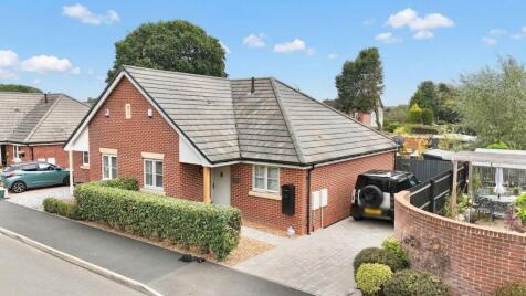 Roebuck Drive, Baldwins Gate, ST5