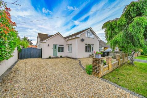 Highfield Road, Corfe Mullen, Wimborne, BH21