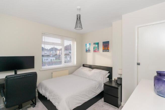 0G1ABH - Bedroom H.jpg