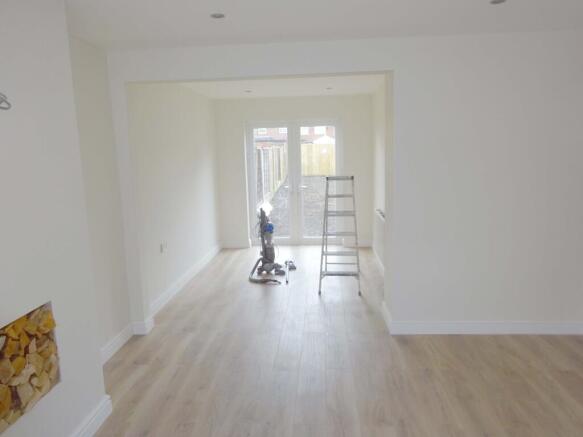 Lounge/Dining Room