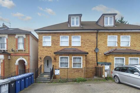 Second Ave, Hendon, London, NW4
