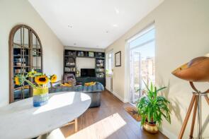 Flat Ground Floor, 125, Estcourt Road, London SW6 7HB