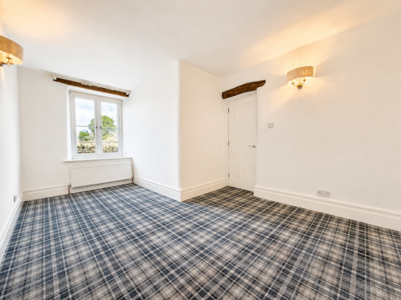 4 bed Farm House to rent Image 8