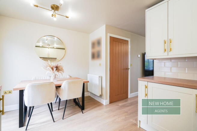 3 bed Semi-Detached for sale Image 5
