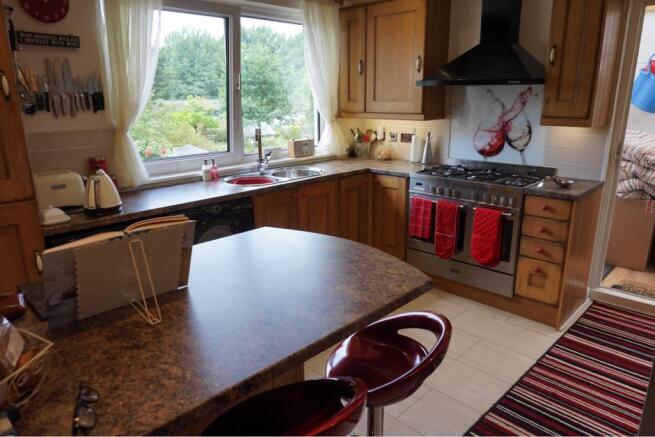 Kitchen / Breakfast