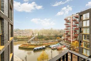 Apartment 127, Lewis House, West Bradbury Yard, Brentford TW8 8GN