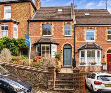 Grove Road, Godalming, Surrey, GU7