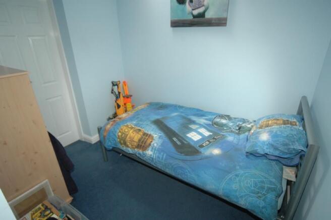 BEDROOM 5
