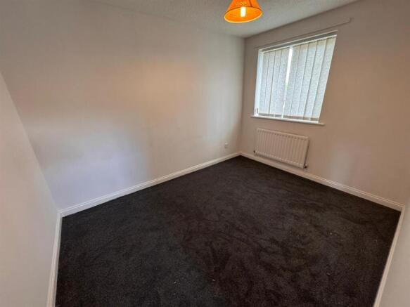 3 bed House to rent Image 7