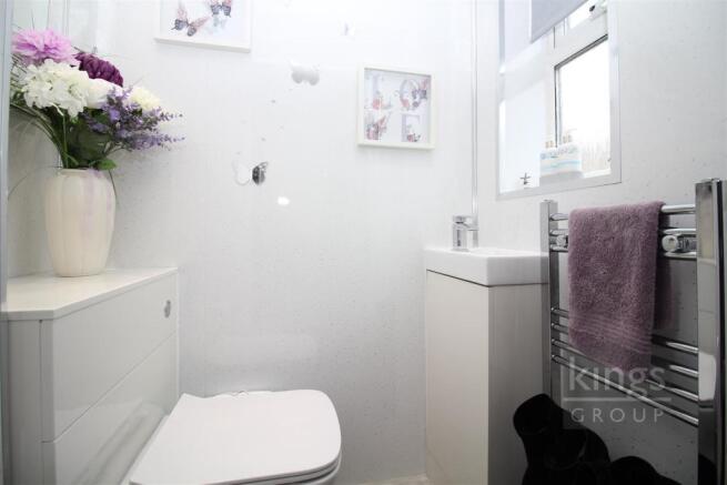 Downstairs Toilet.jpg