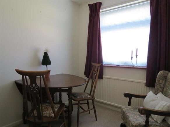 Bedroom: