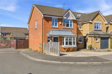 Randall Drive, Toddington, Bedfordshire, LU5