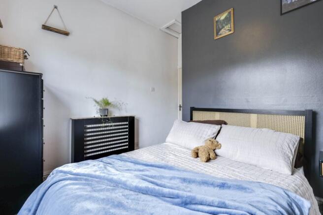 2 bed Terraced for sale Image 8
