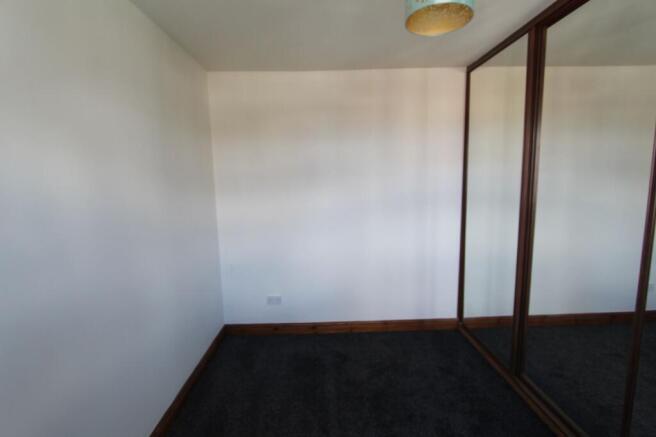 3 bed Semi-Detached to rent Image 7