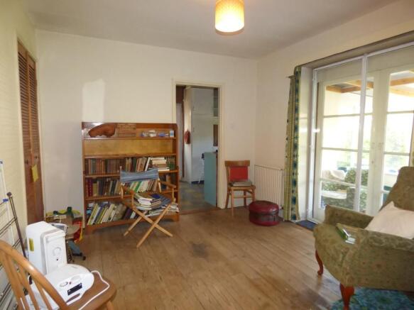 Photo 8